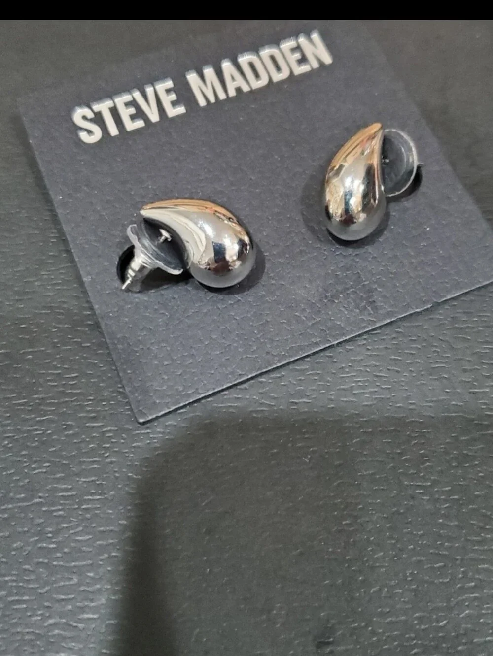 Steve Madden silver tone minimalist feminine dainty tear drop earrings brand new
